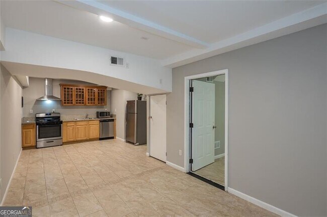 Building Photo - 1565 Overland Terrace SE