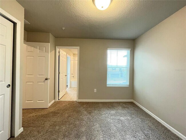 Building Photo - 2475 Sweet Viburnum Wy