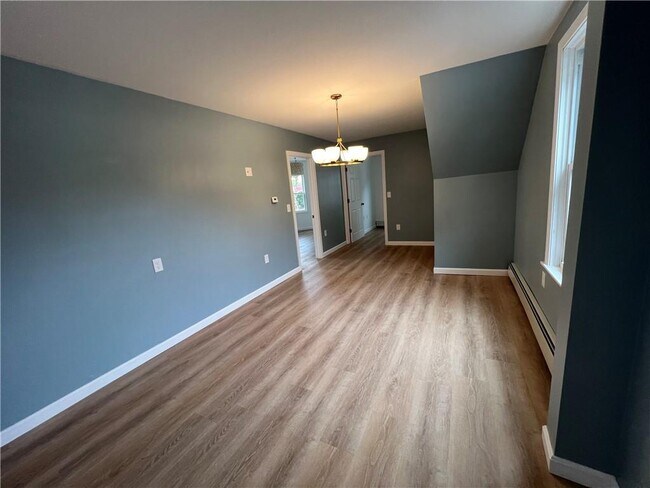 Building Photo - 9 Turner Ave