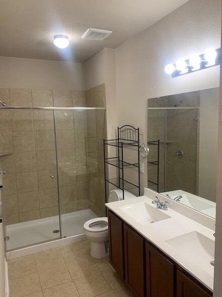 Building Photo - 118 Eagle Lake Dr