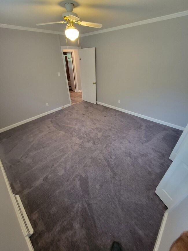 Building Photo - Spacious 3 Bed, 2 Bath Home in Graham, NC - Available for Rent!