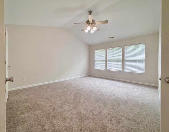 Building Photo - 9148 Hillston Ridge Rd