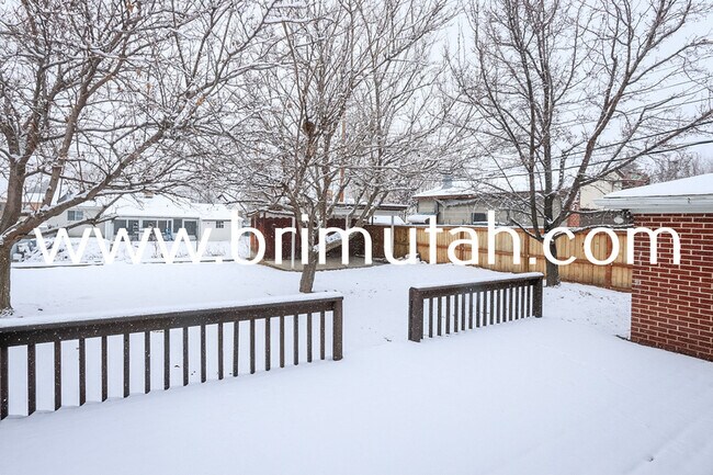 Building Photo - 5856 S 157 W