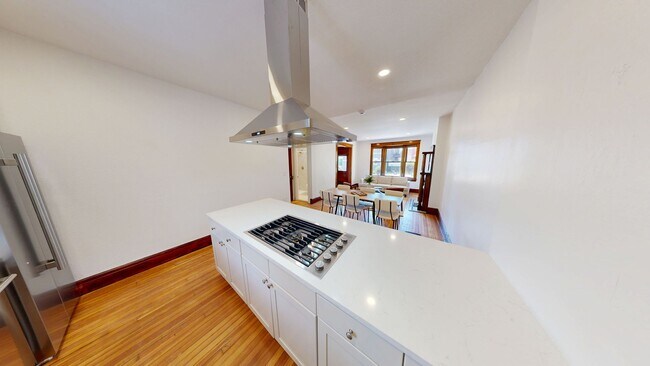 Building Photo - 1005-1017 W. 14th Ave.