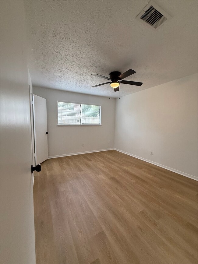 Building Photo - 3206 Cascade Creek Dr