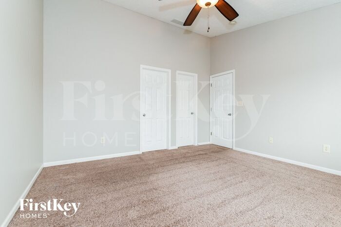 Building Photo - 725 Woodway Ln