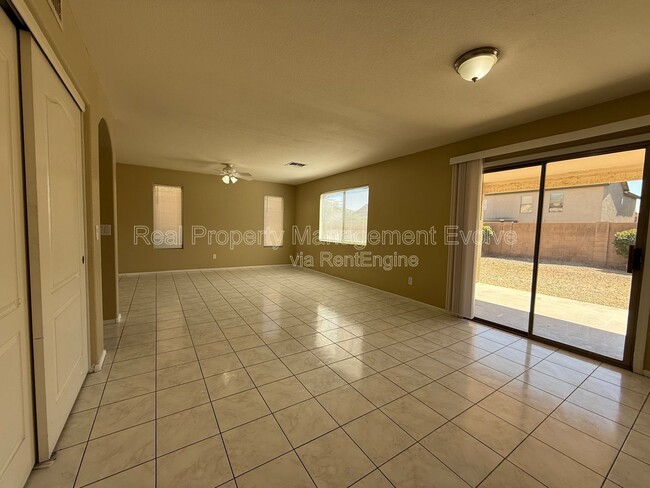 Building Photo - 12539 W Medlock Dr