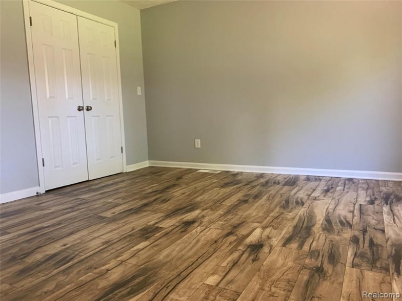 Building Photo - 4162 Cypress Dr