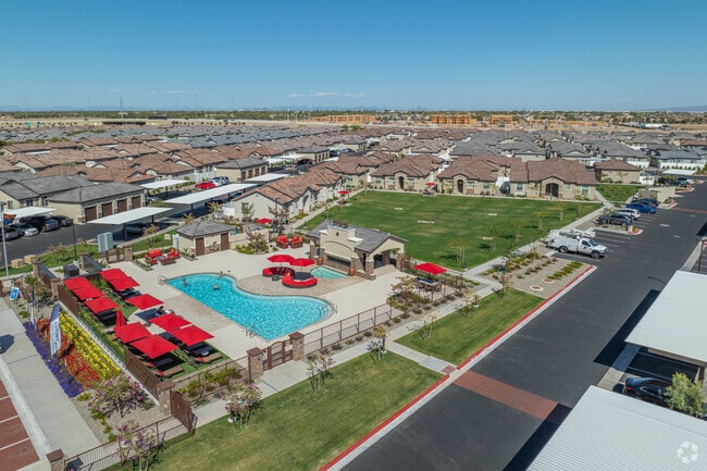 Building Photo - TerraLane at Canyon Trails South