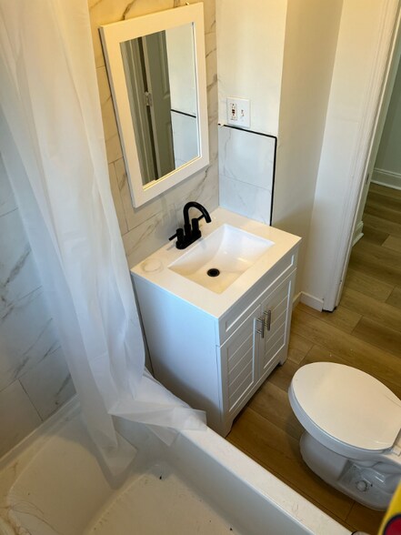 Building Photo - 1517 Tinkertown Ave