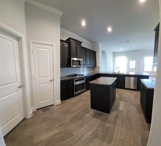 Building Photo - 1801 Spinnaker Dr