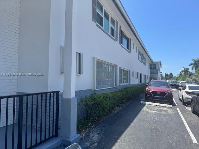 Building Photo - 1431 S 14th Ave