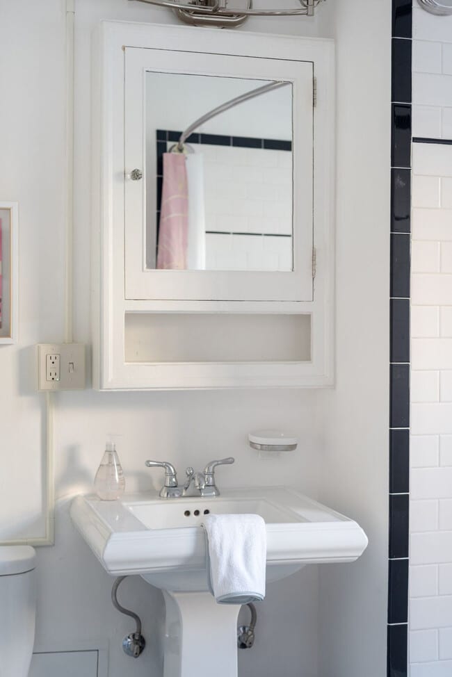 Building Photo - 2015 NW Flanders St