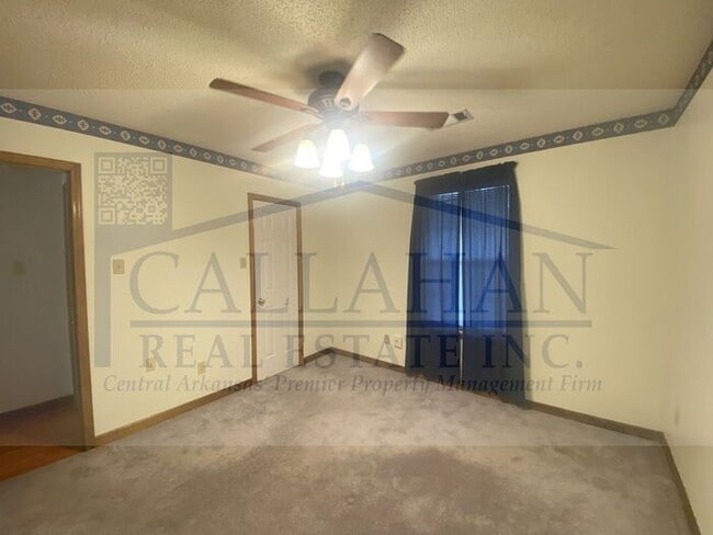Building Photo - Sherwood 3 Bedroom Home