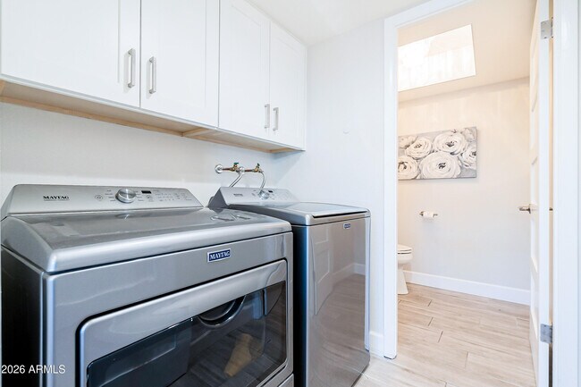 Building Photo - 4243 N Miller Rd