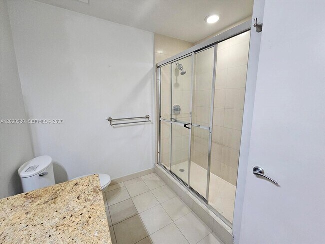 Building Photo - 3029 NE 188th St