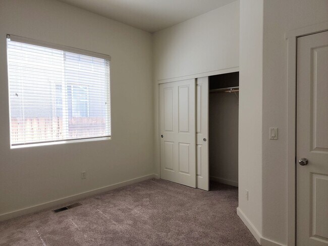 Building Photo - Adorable home in Kiley Ranch (Single Story)