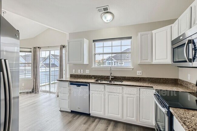 Building Photo - 4901 S Ammons St