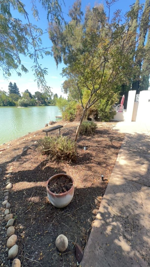 Building Photo - Stunning Views! Lake front 3 bed/2ba Home in Stonegate Community!