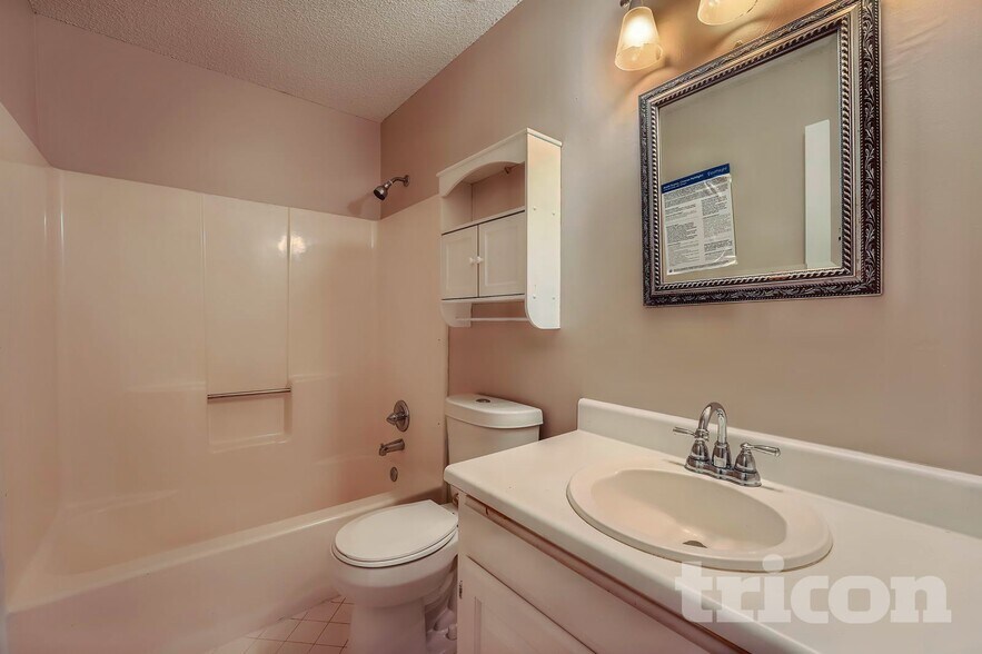 Building Photo - 4994 Sandyhook Ct NW