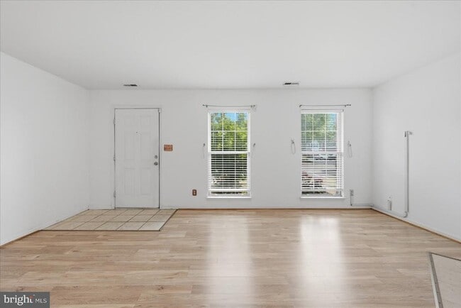 Building Photo - 5129 Dominion Dr