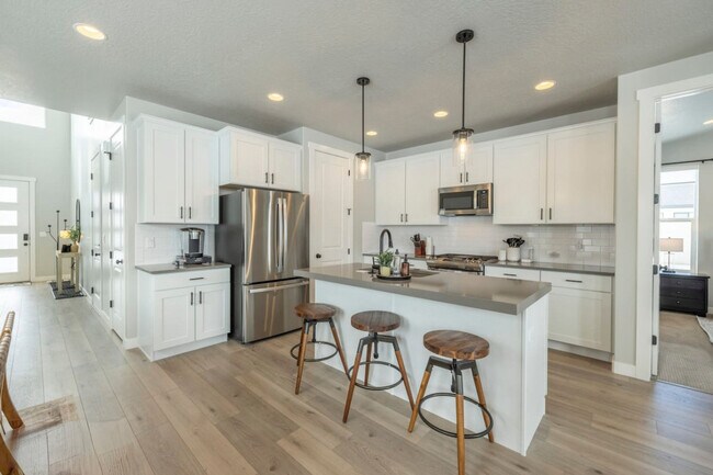 Building Photo - 1854 N High Uintas Ln