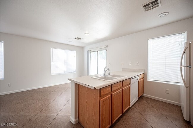 Building Photo - 5928 Strayhorn Ct