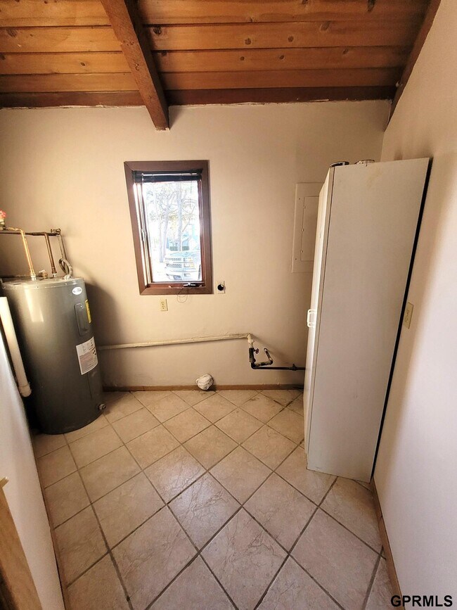 Building Photo - 1055 Platteview Dr