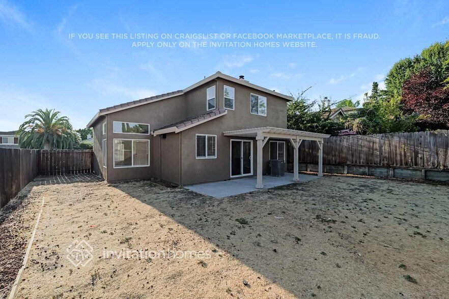 Building Photo - 4928 Stonegate Way