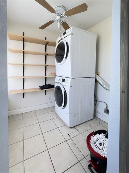 Building Photo - 902 NE 34th St