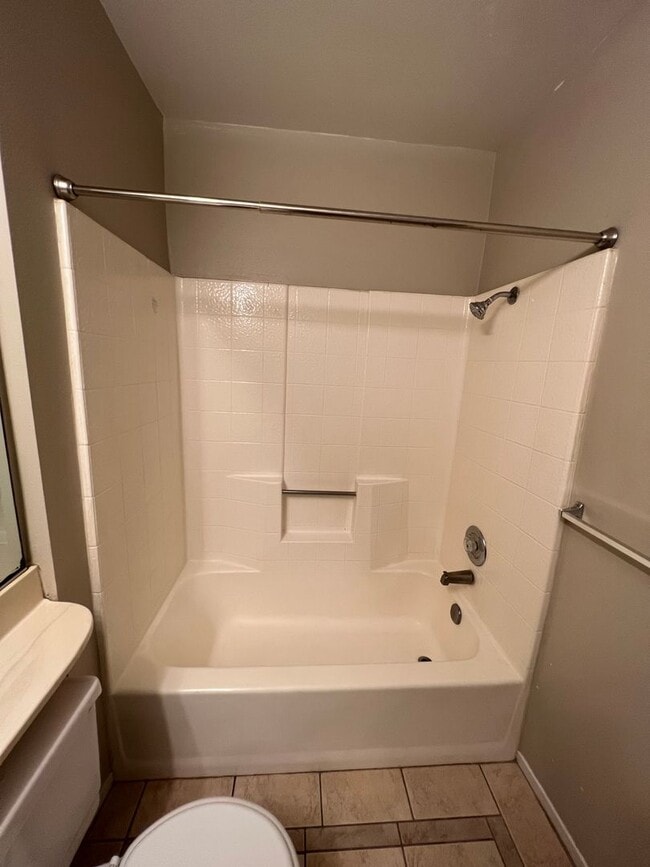 Building Photo - 4717 Tobin Rd