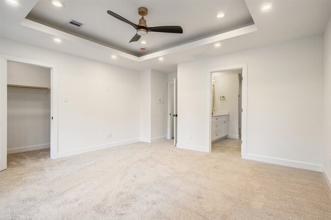 Building Photo - 882 Prosper St