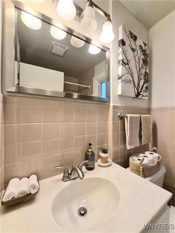 Building Photo - 30 Manlon Terrace