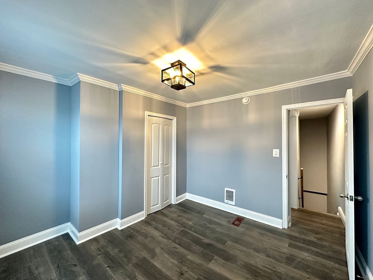 Building Photo - 3007 Laurel Hill Ct