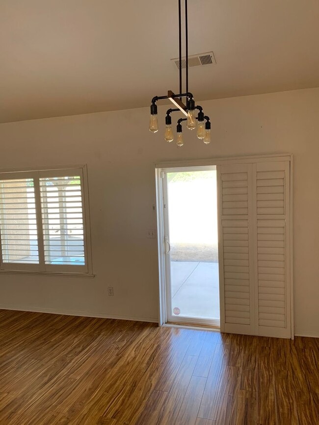 Building Photo - 3 Bedroom 2 Bath Solar Home