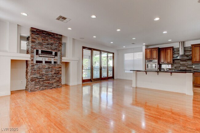 Building Photo - 10381 Walking View Ct