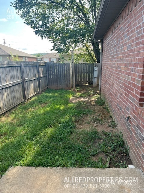 Building Photo - 2725 Ponchartrain St