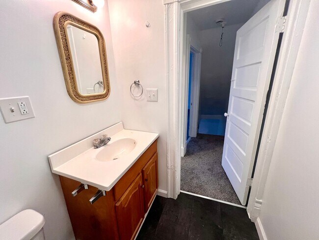 Building Photo - 40-42 Seminole Avenue