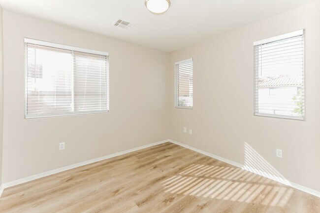 Building Photo - 7216 Plushstone St