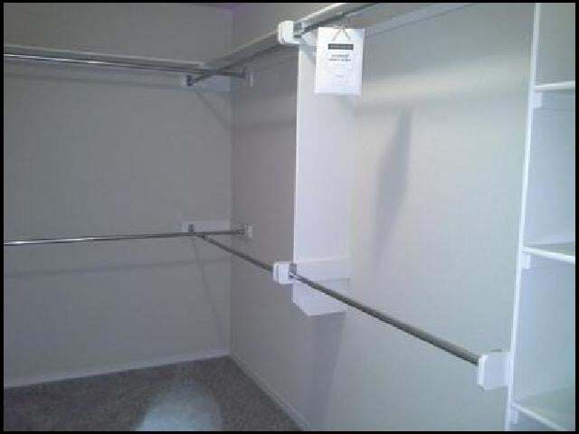 Building Photo - 14505 Parkway Cir