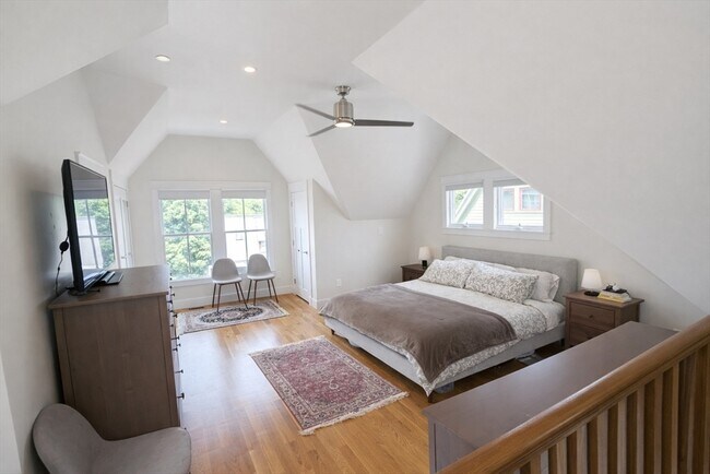 Building Photo - 27 Marcella St