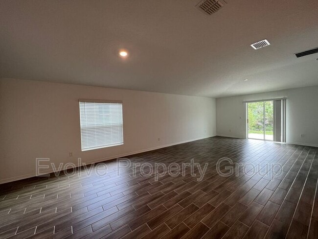 Building Photo - 2614 Hoptree Ln