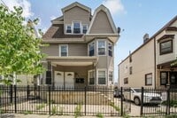 Building Photo - 467-469 Summer Avenue Unit 3