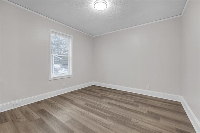 Building Photo - 1683 Candler Rd