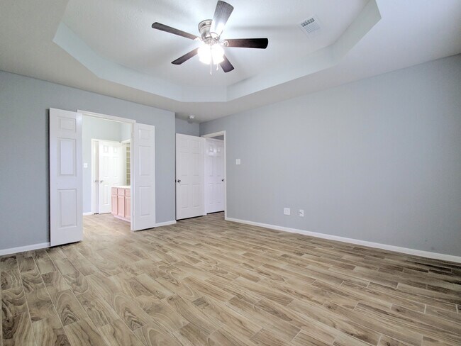 Building Photo - 4805 E Columbary Dr