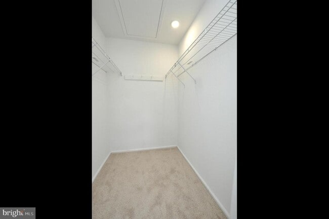 Building Photo - 4208 Adelaide Dr
