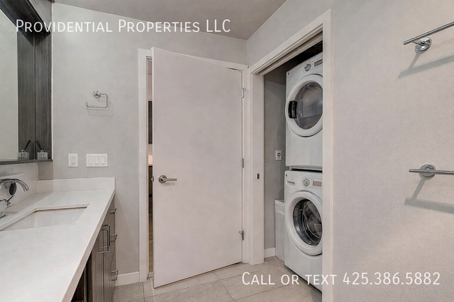 Building Photo - 1760 NW 56th St