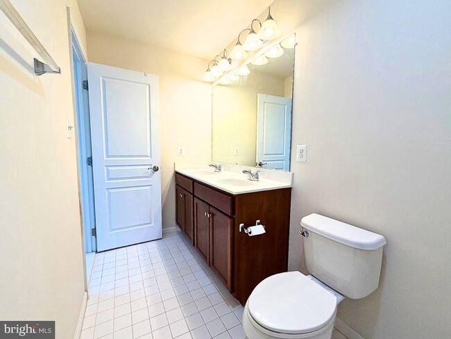 Building Photo - 43551 Wild Iris St