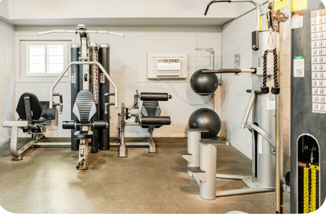 Gym - 2500 Kalakaua Ave