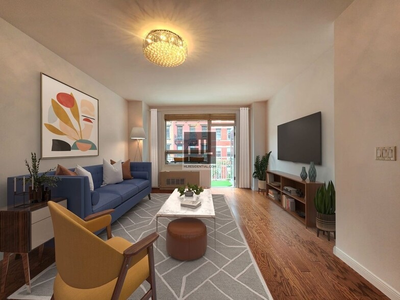 Building Photo - 2BR 2BA w/ Curvy Balcony, In-Unit Laundry, Gym, Roof Deck In Boutique Low-Rise Doorman Building